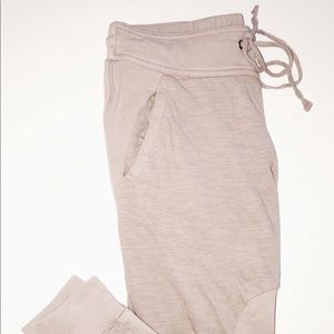 Kendall & Kylie joggers